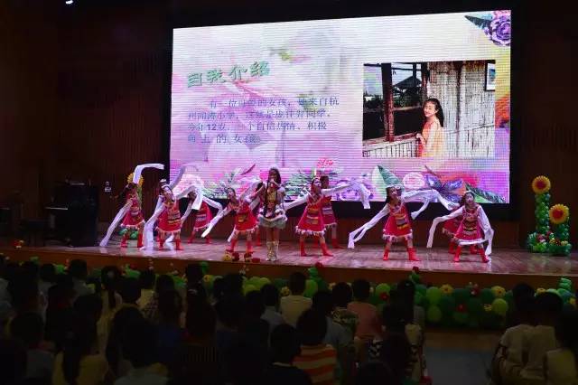 新年联欢会游戏节目_新年联欢晚会游戏_新年联欢会小游戏
