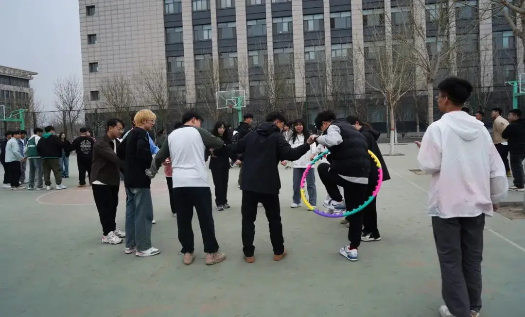 幼儿手指游戏活动方案_幼儿园手指游戏比赛方案_幼儿园手指游戏规则
