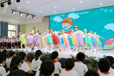 主持游戏节目_节目主持游戏有哪些_节目主持游戏叫什么