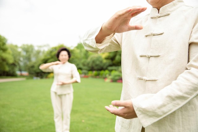 动画运动规律视频简单初学者_规律动画运动图片_动画运动规律