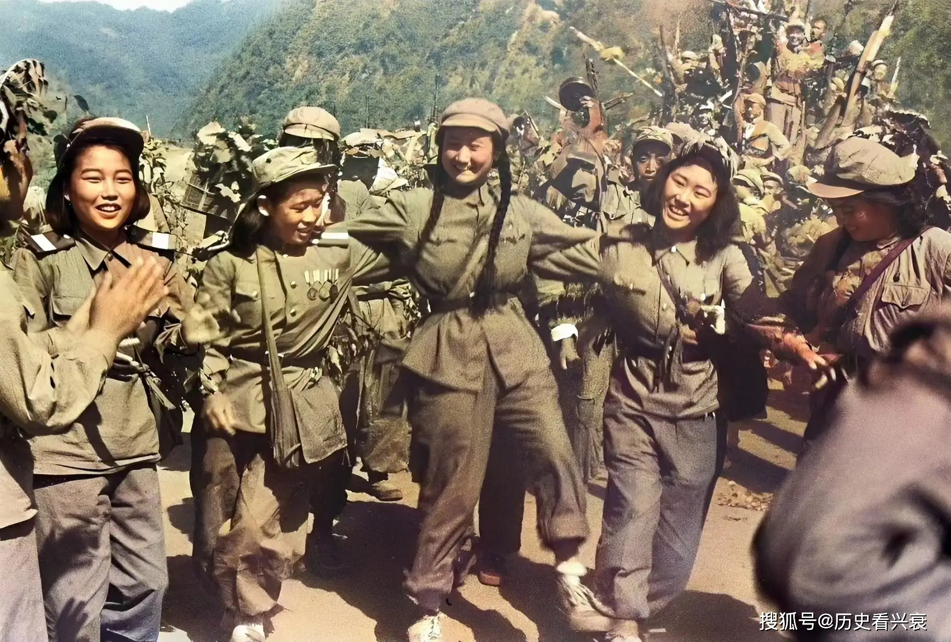 导弹发射朝鲜动画图片_朝鲜导弹发射动画_导弹发射朝鲜动画视频
