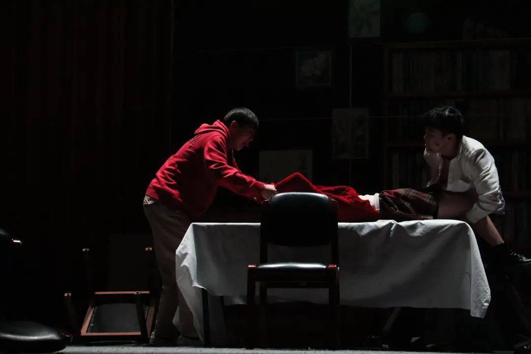 青春禁忌游戏讲的什么_青春禁忌游戏瓦洛佳_青春禁忌游戏瓦洛佳台词