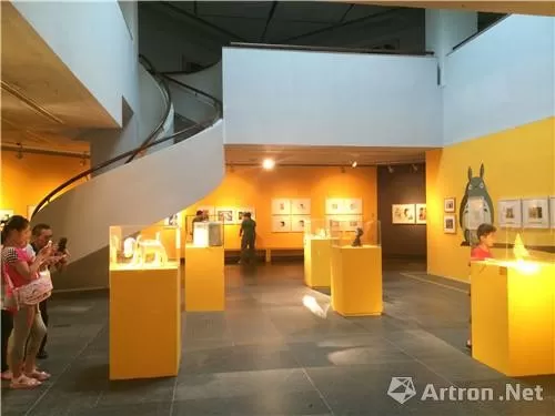村上隆 【lv 樱花系列】动画广告 导演_村上隆海报_村上隆插画